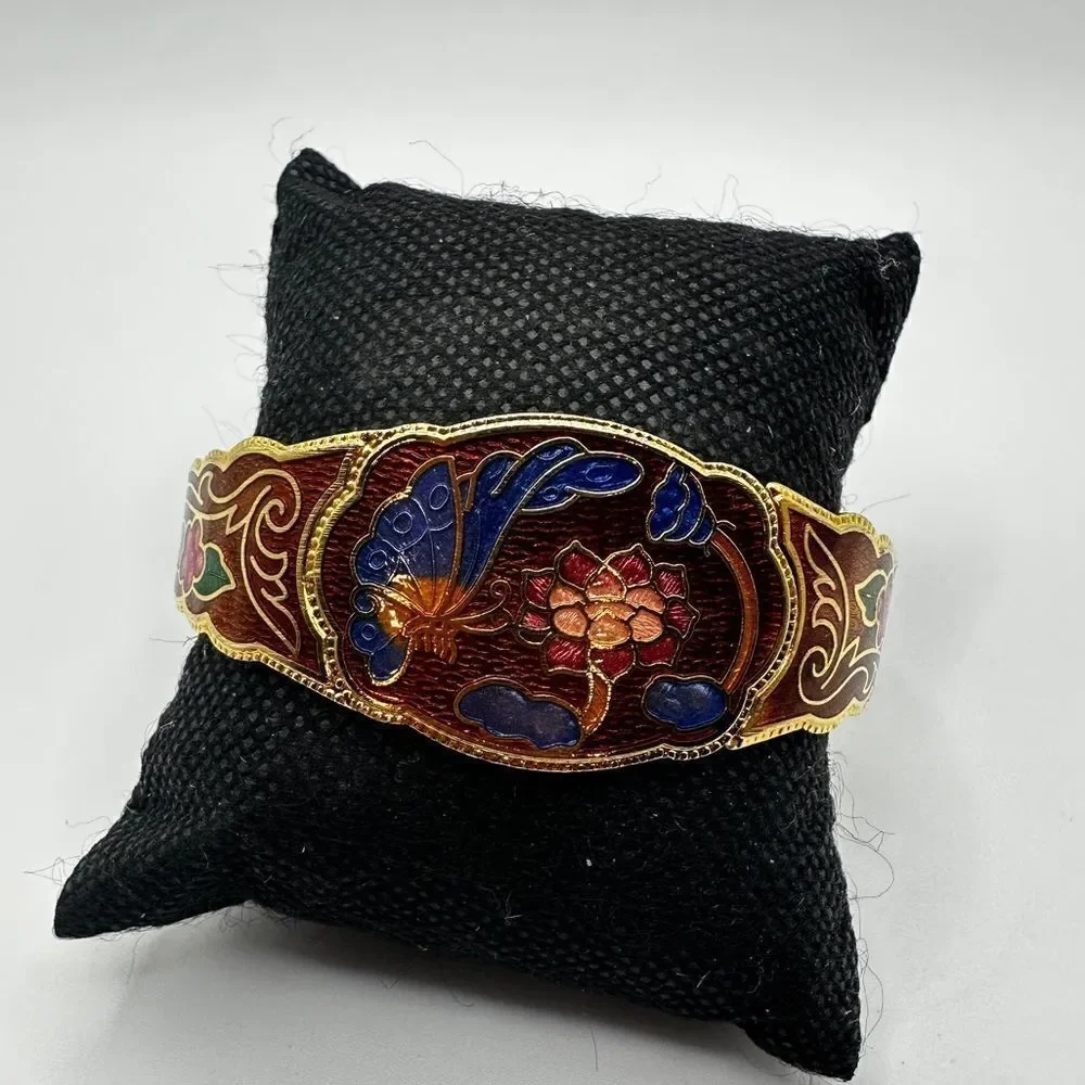 Beautiful cloisonné butterfly‎ and flower clamp hinged bracelet!